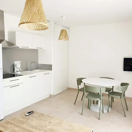 Apartment With Direct Access Casa Marina *